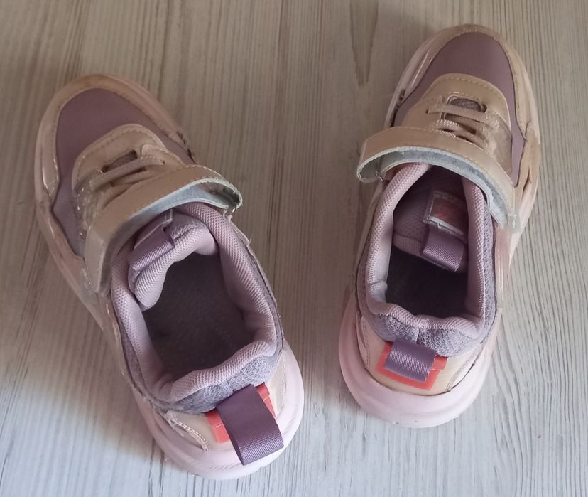 Кросівки#черевики#тапочки#босоніжки#ботінки для дівчинки