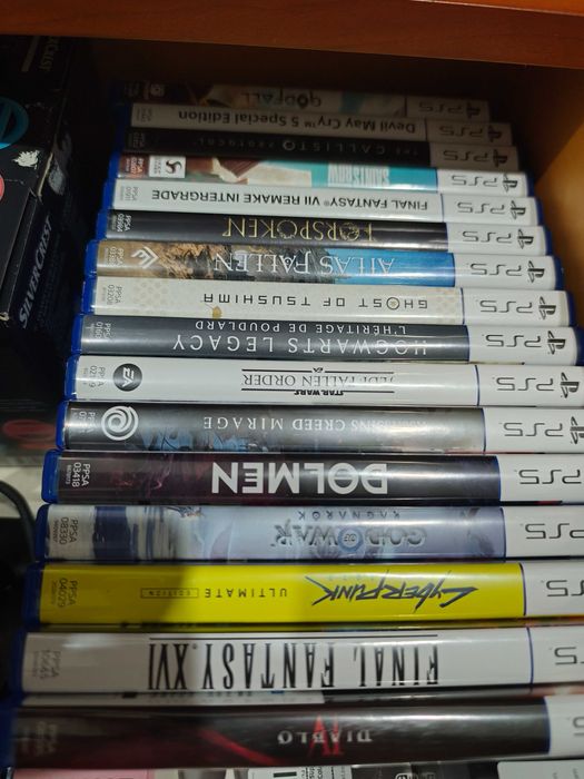 Vendo ps5 1tb + 1tb extra + ps portal + jogos