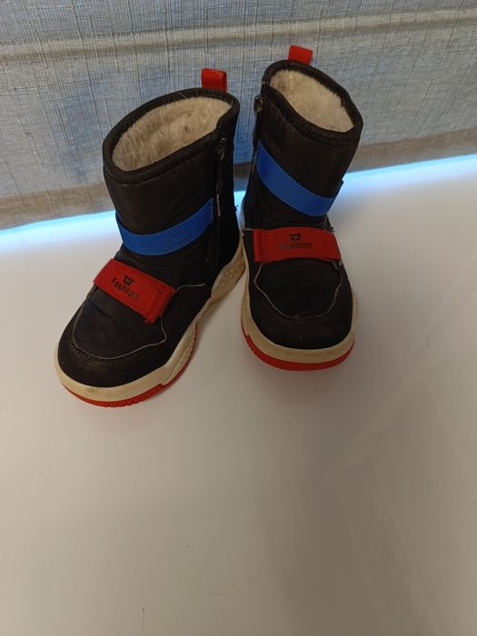 Зимові чобітки для хлопчика