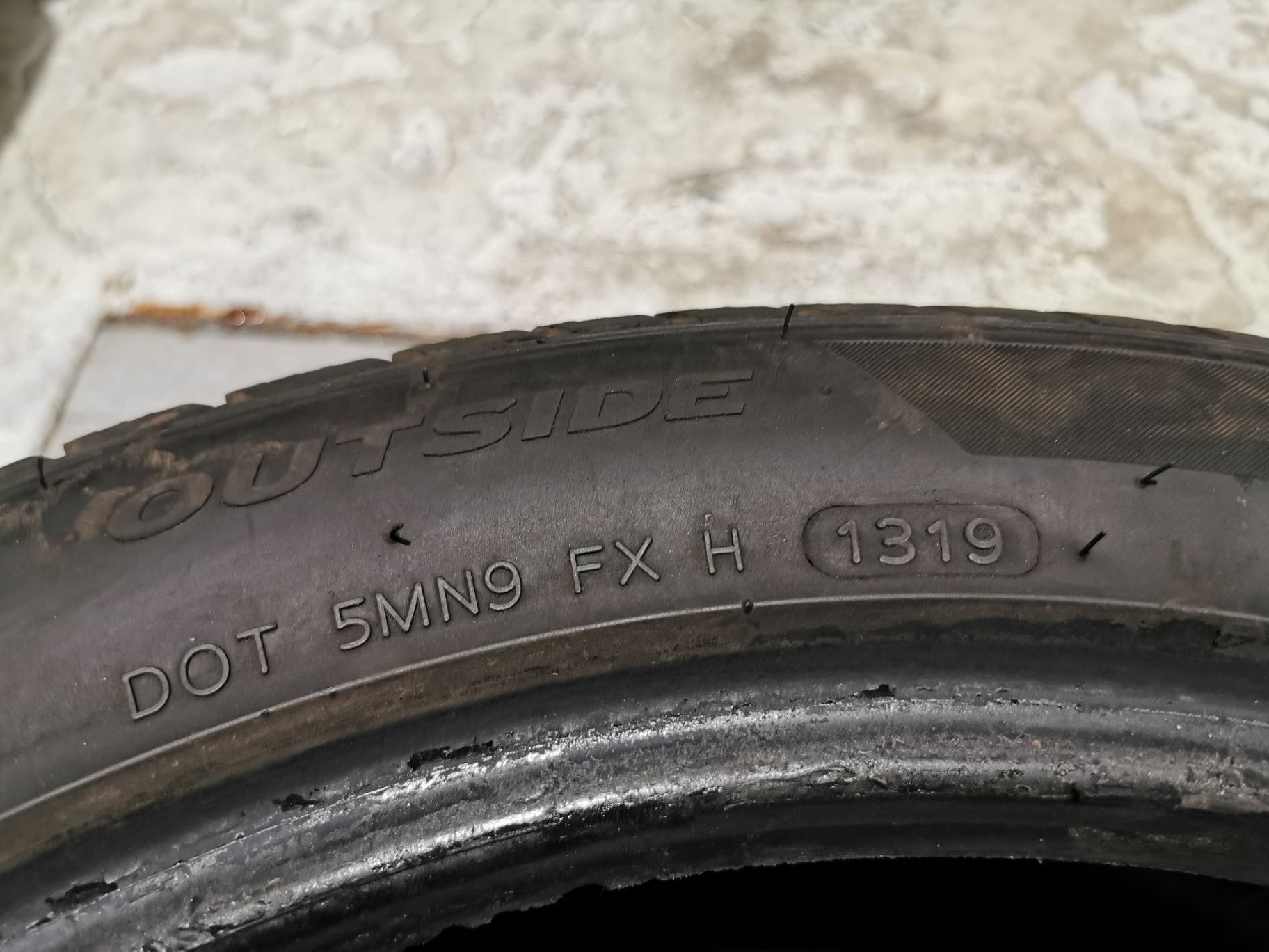 Opony zimowe Hankook Winter Icept Evo 2 o rozmiarze 235 45 R18 okazja