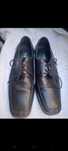 Sapatos em pelle marca Russel