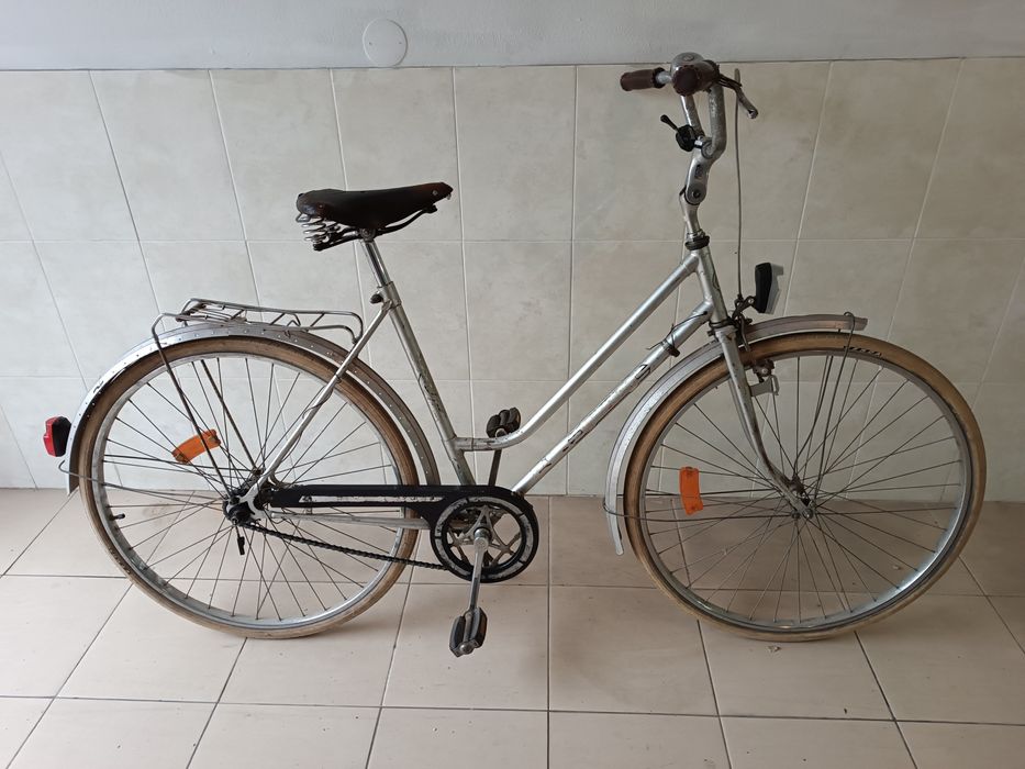 Bicicleta Alemã citadina quadro senhora