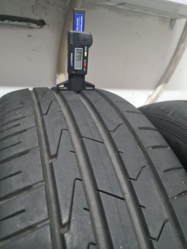 Шини Hankook 215 55 17