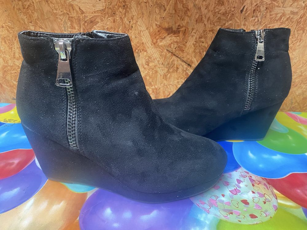 Botins como novos n.39