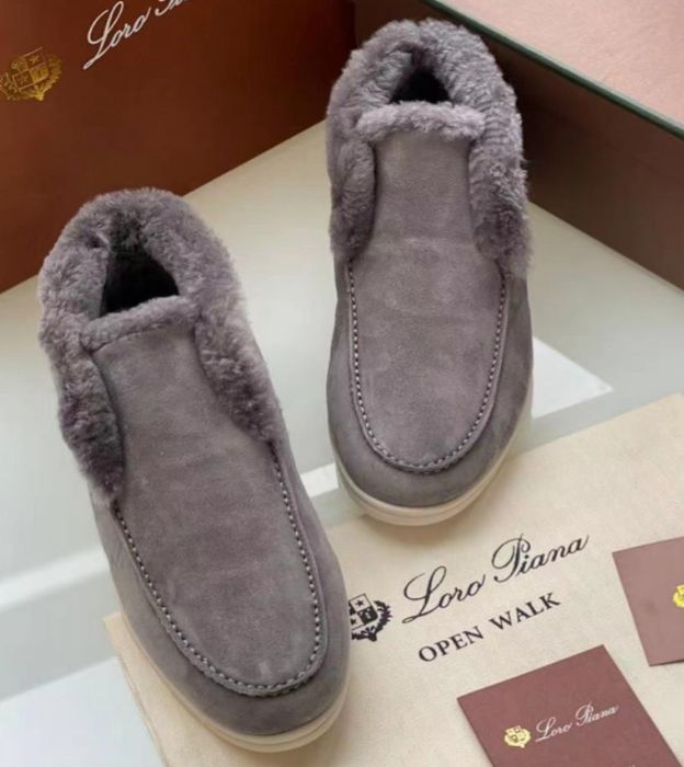 Лофери loro piana з овчиною