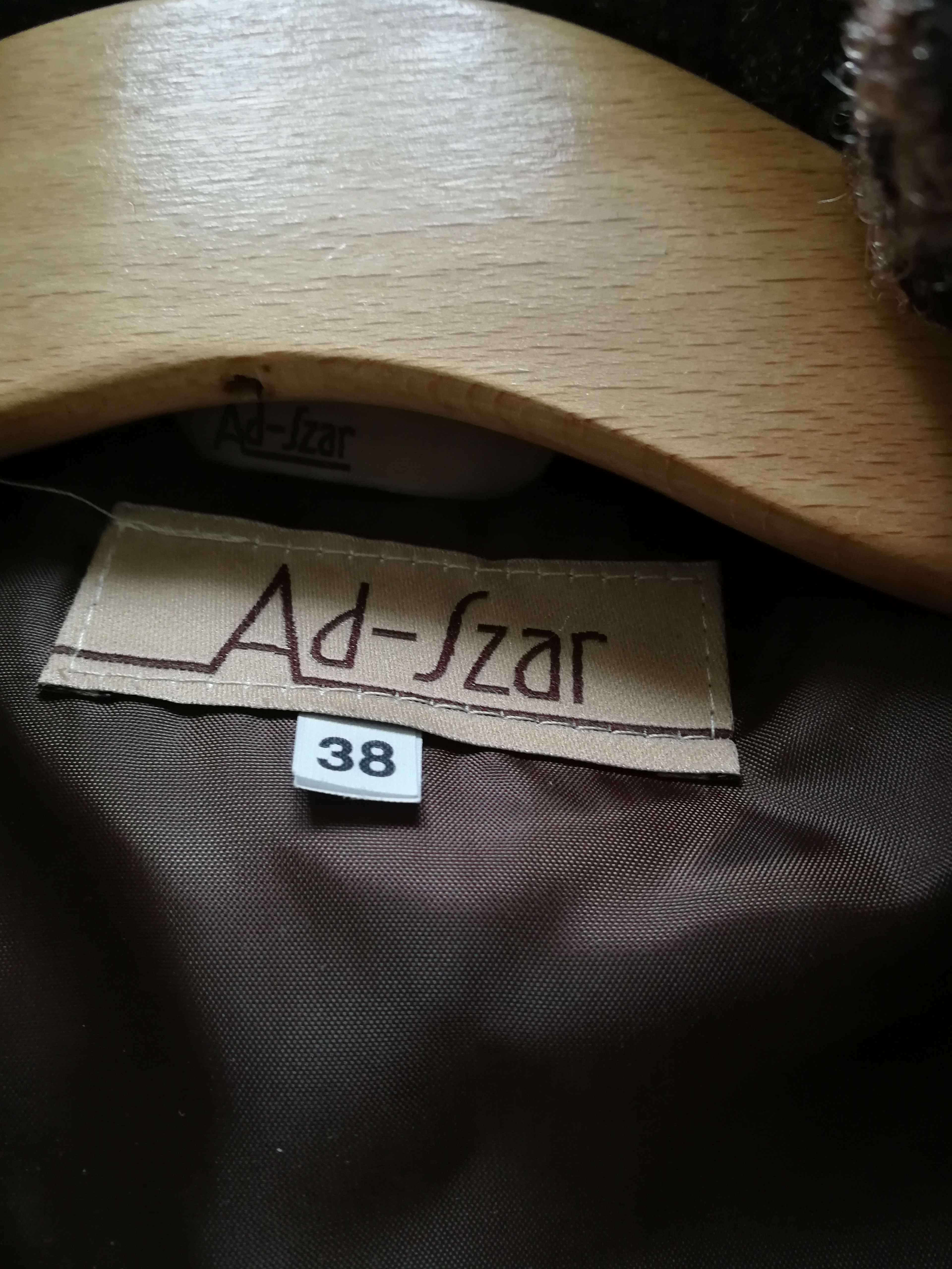 Elegancki płaszcz wełna akryl 38
