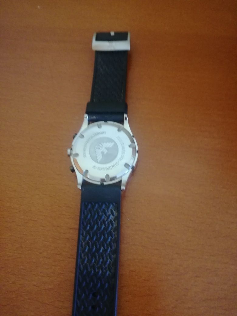 Relógio Armani  com data