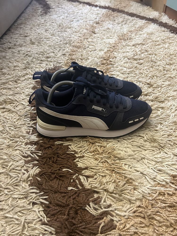 Взуття/кросівки Puma R78,STrunner,ignite,smash,suede,club,розмір42(27)