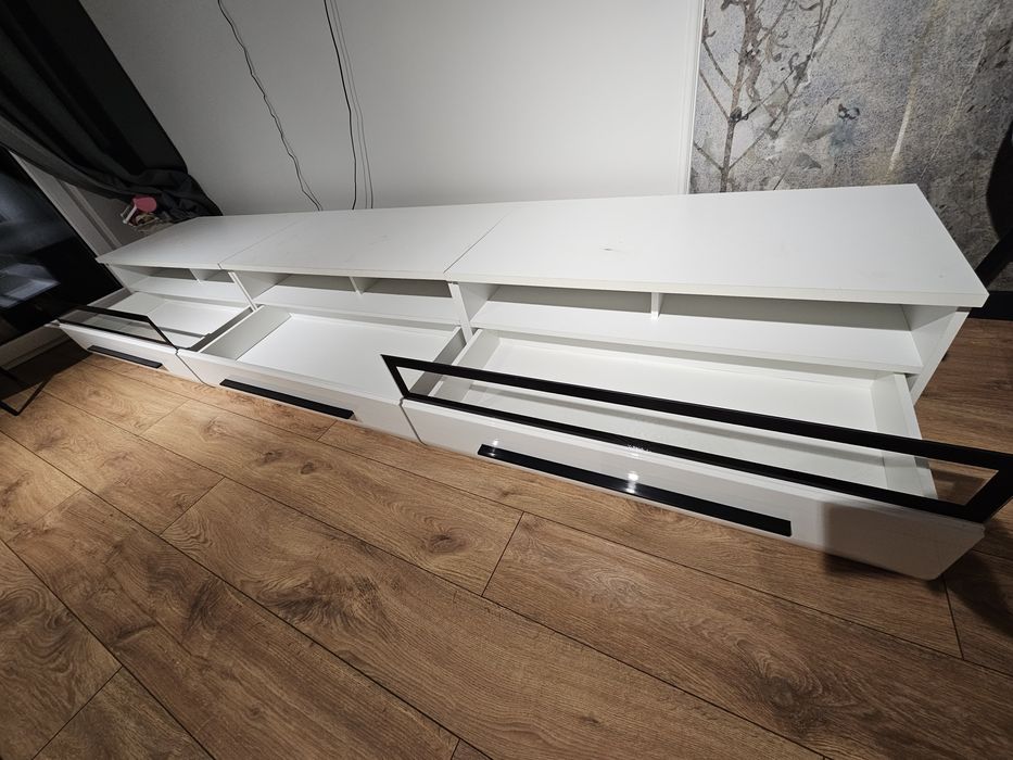 Duża szafka RTV 300 cm (3 segmenty) Biała + Transport Tychy GRATIS