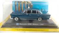 Mercedes 200d altaya 1:43 taxi mundo