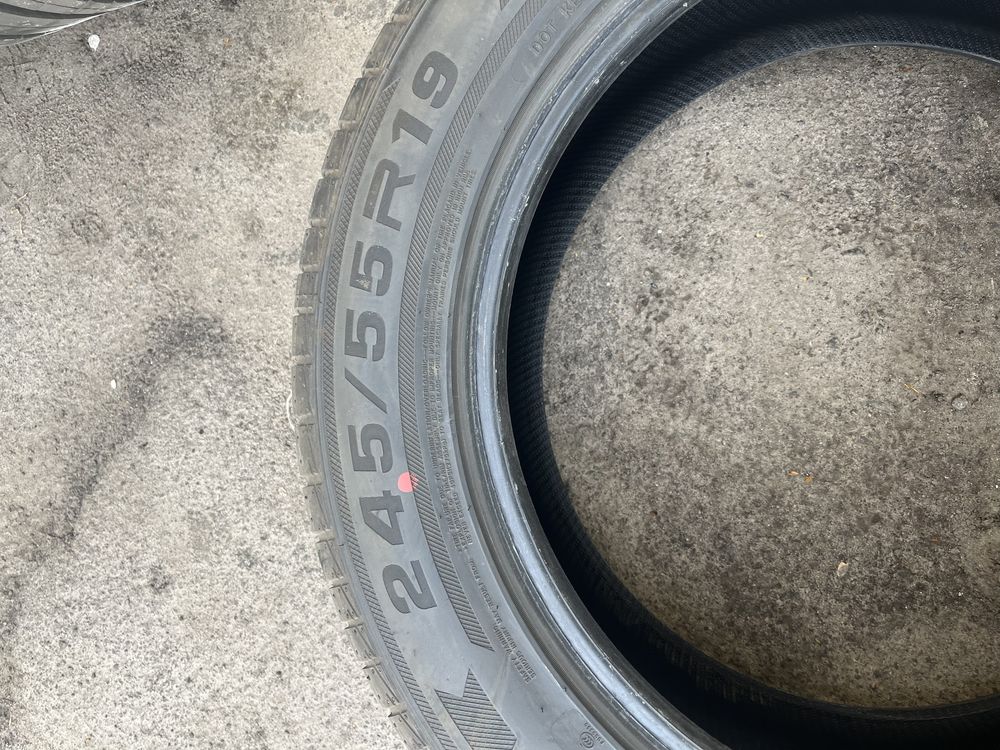 продам шини 245/55 r19