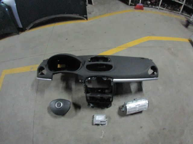 Kit Airbags 8200677493 8200303496G 8200645158 0285001958 RENAULT CLIO 3 FASE 1 2007 1.2I 75CV 5P PRETO PRETO