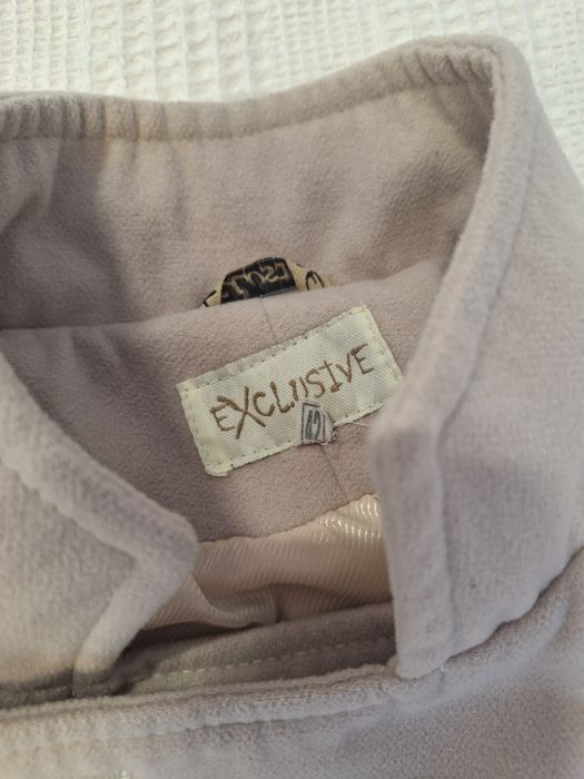 Пальто світлобежевого кольору