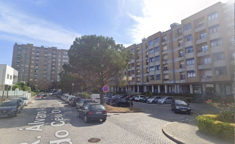 Garagem na Maia arrenda-se (Chantre)