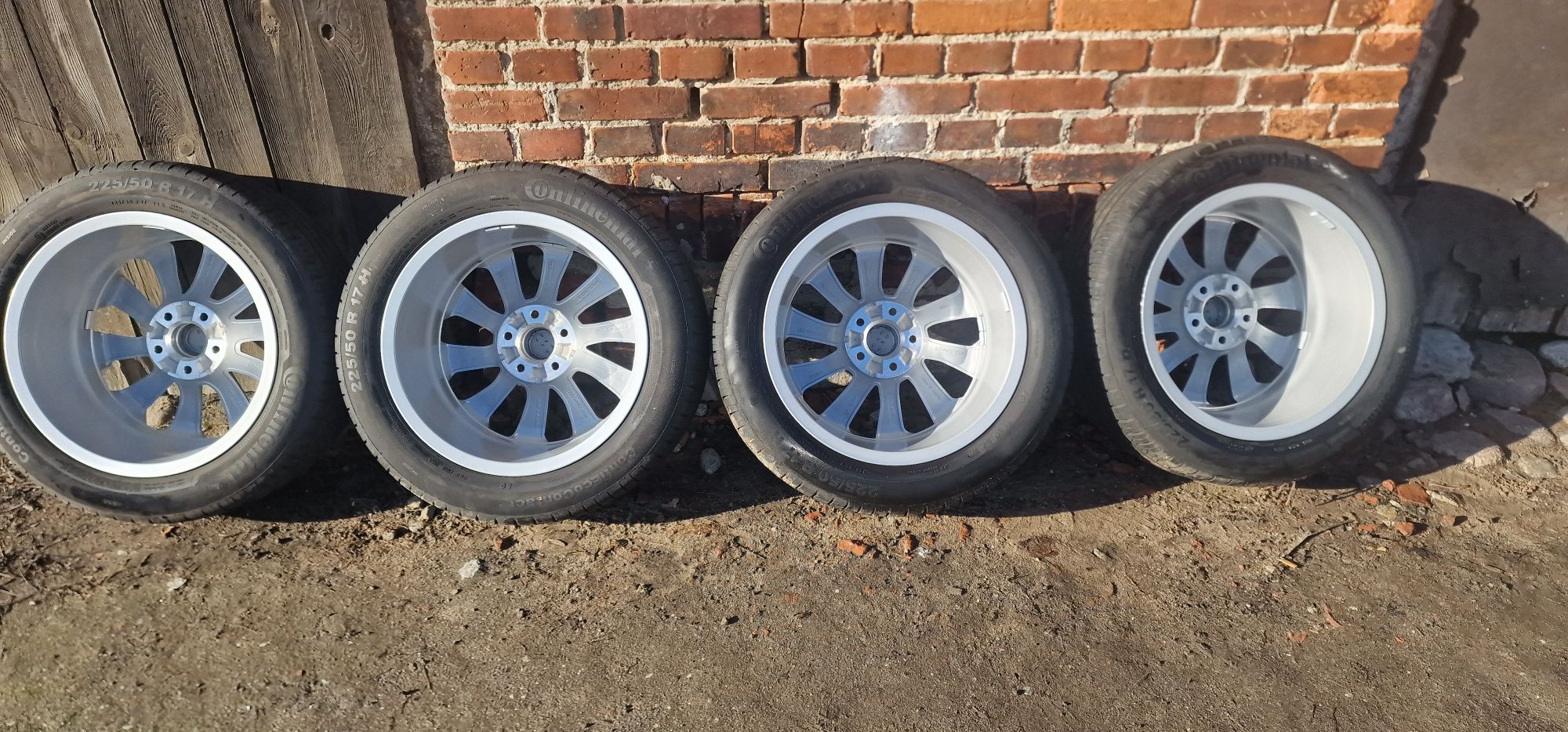 Koła Felgi 5x112 R17 ET38 66.6 Audi A4 B8 B9 A6 C6 C7 IGŁA