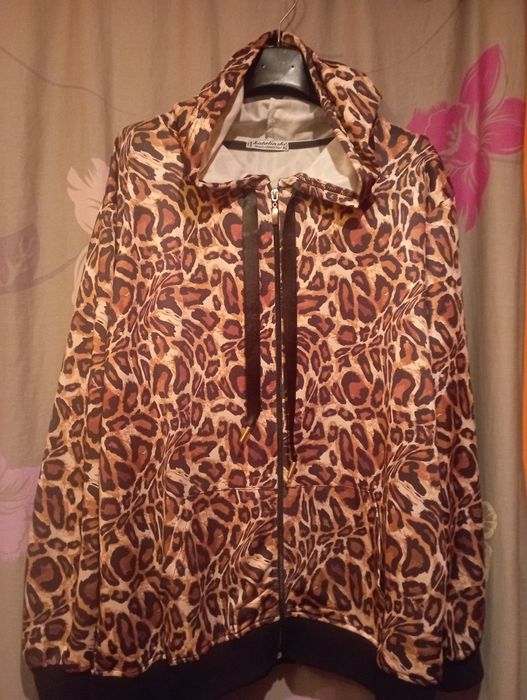 Bluza damska z kapturem