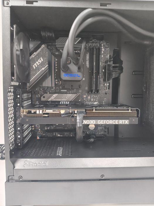 Komputer Gamingowy Ryzen 7 9800X3D,RTX 5070 Ti,32 GB,SSD,Win 11,USDT