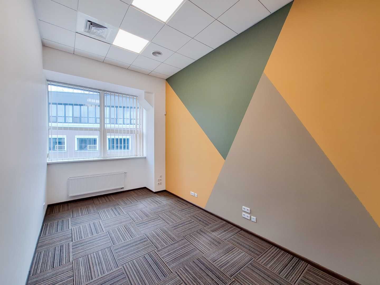 Офіс 231м2. OpenSpace, 5кабінетів. Генератор. метро Васильківська,Без%