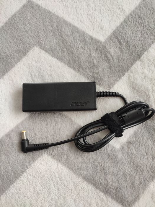 Блок живлення зарядка для Acer 19V 2,37A /Оригінал/