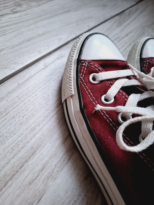 Bordowe trampki Converse 36