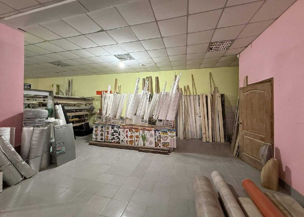 Продаж спеціального приміщення в Гнівані
