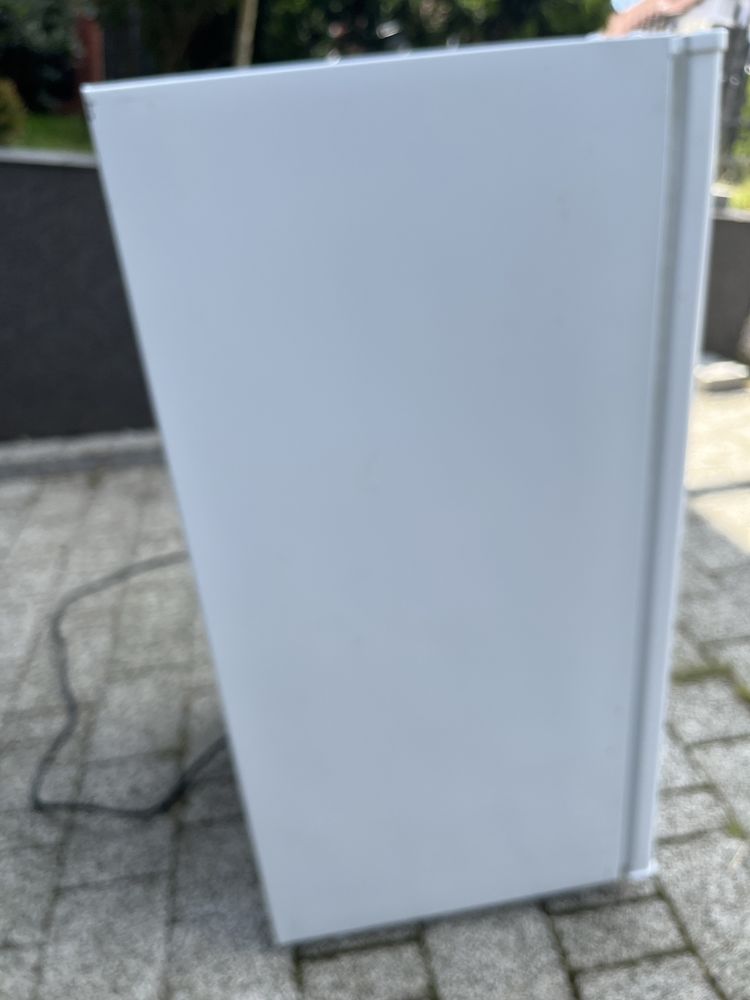 Lodowka midea wysokość 85 cm