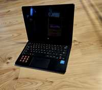 Czarny laptop Techbite