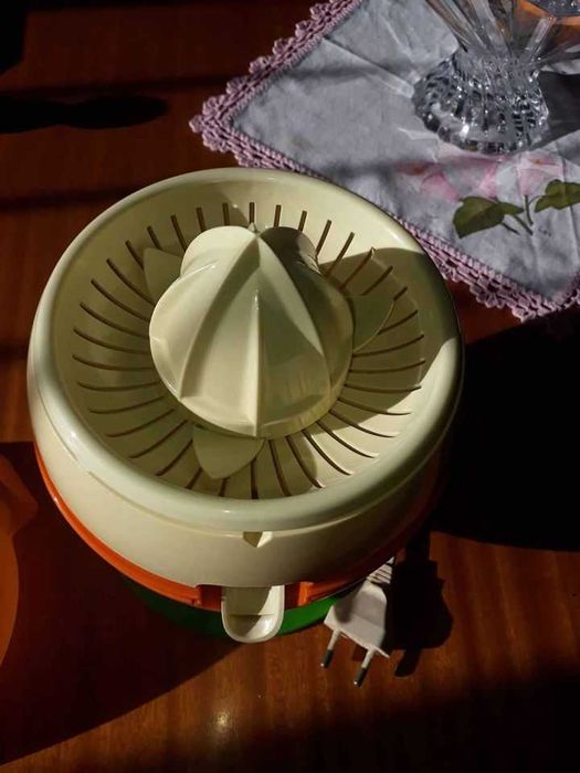 Espremedor de citrinos vintage, Ariete