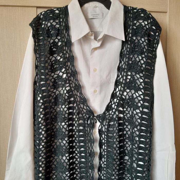 Жилет в'язаний 50-52 р.