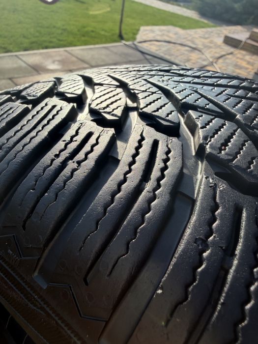 Зимова гума Nokian Tyres WR SUW 235/55 R20