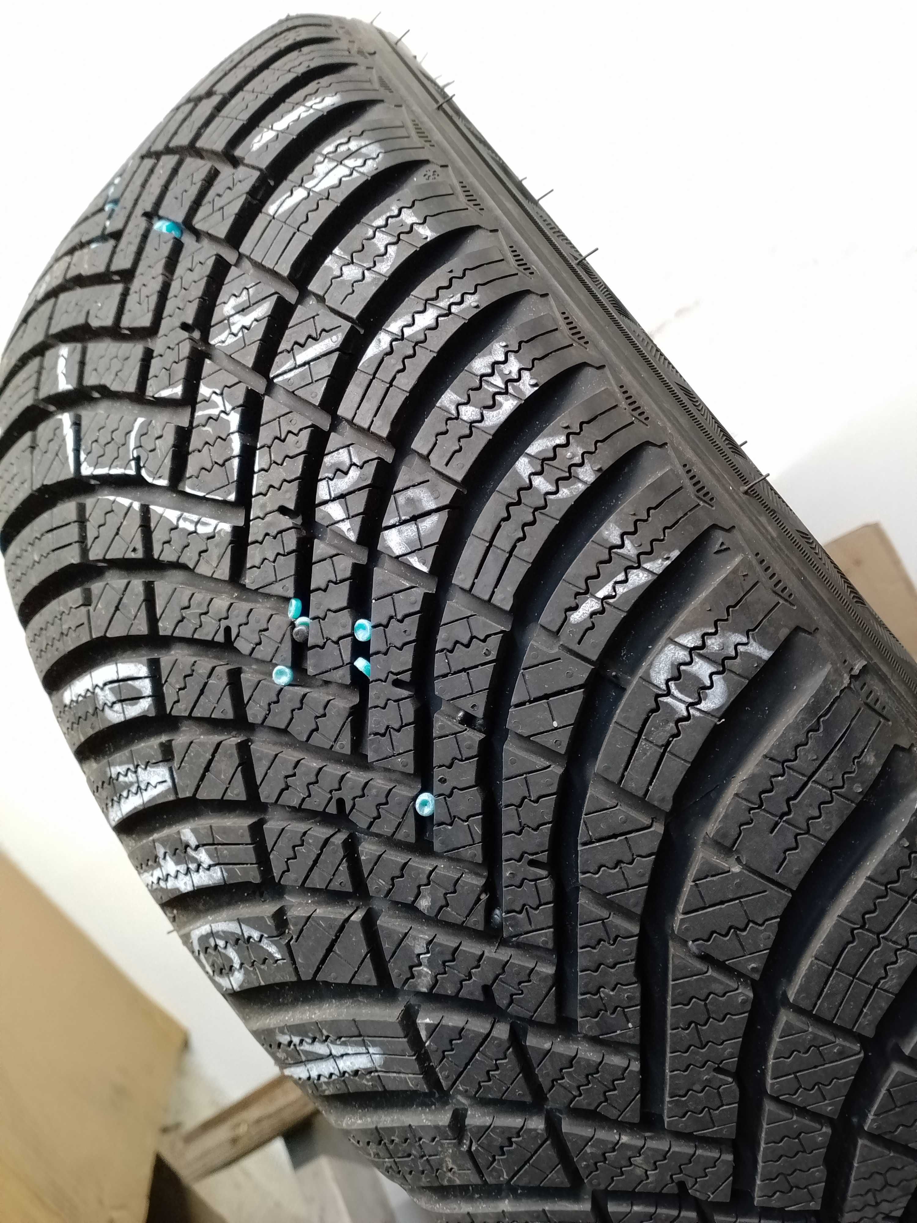 195/50  16 Hankook Winter i*cept RS3 4122 Obrzycko P1761