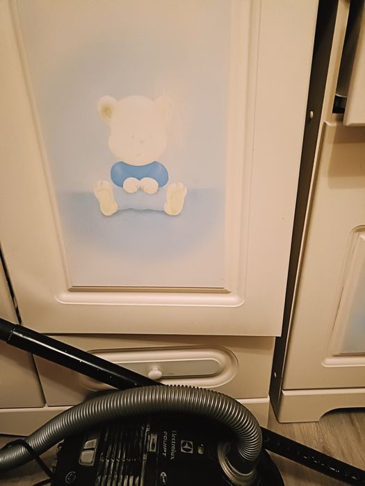 Meble dziecięce komplet