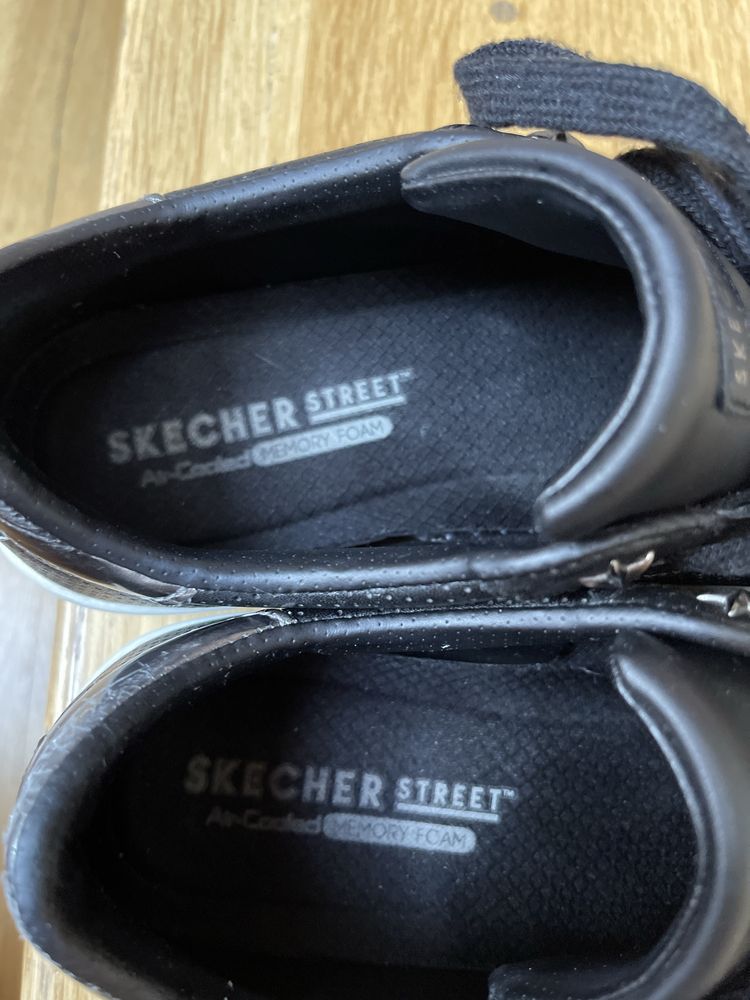 Кожанные кеды Skecher, длина стельки 24,5