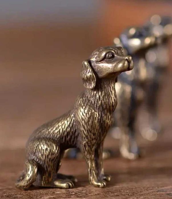 Ekskluzywna figura dekoracyjna szczęśliwego psa