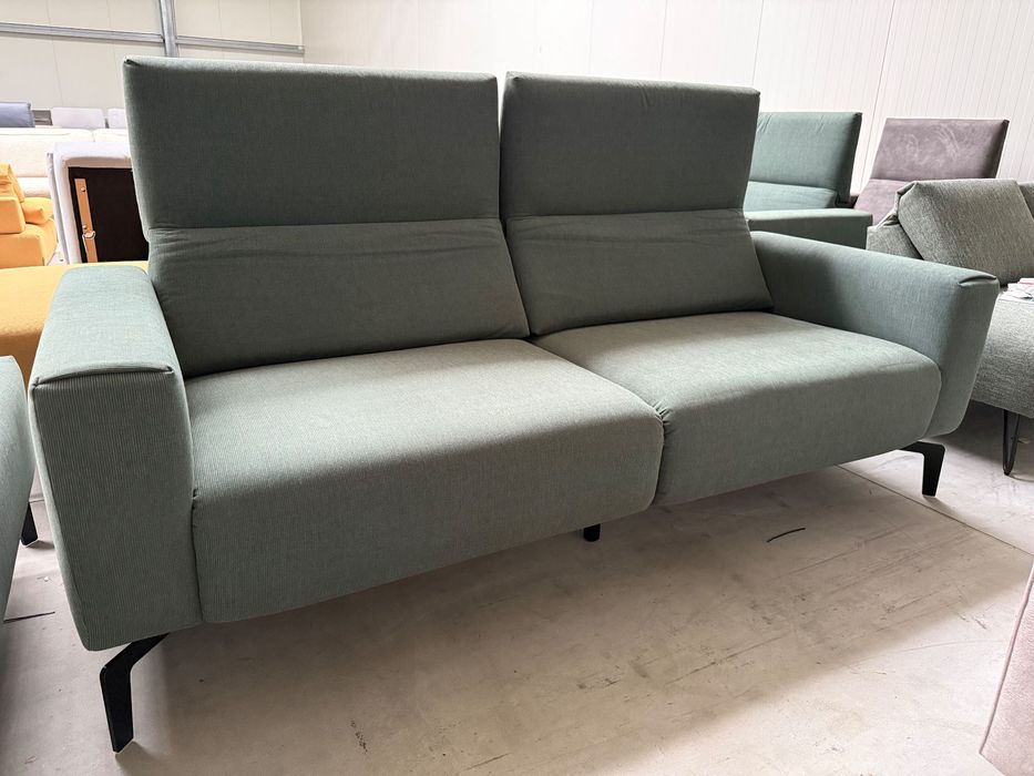 Sofa/narożnik modern minimalist – styl, lekkość i funkcjonalny design