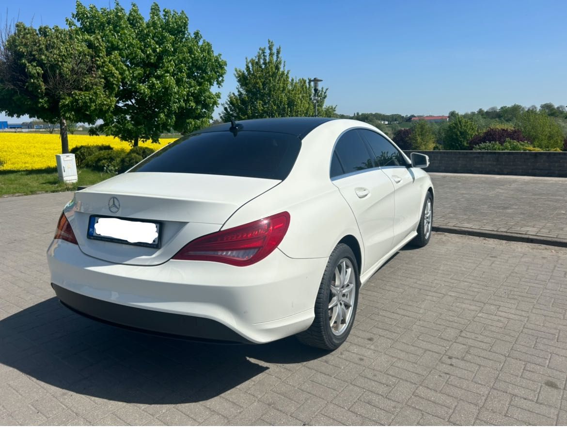 Mercedes-Benz CLA 180 Automat