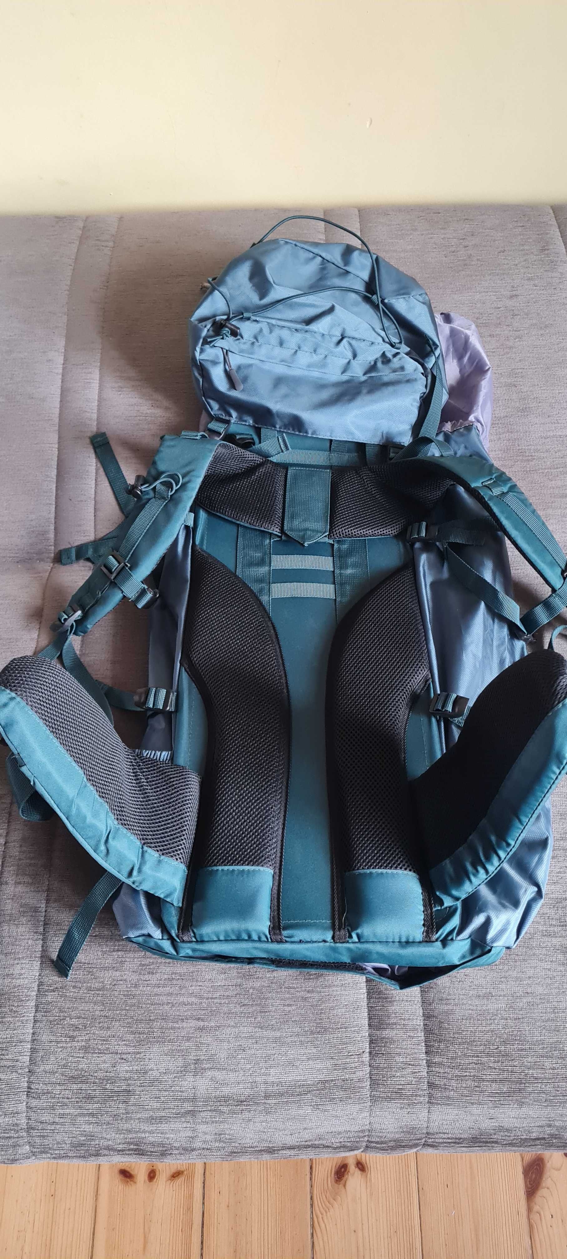 Plecak trekkingowy duży,pojemn.65 litrów,jak nowy,tanio,okazja!