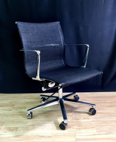Fotel biurowy - czarna siatka/obrotowy/kółka/chromowany stelaż/kołyska