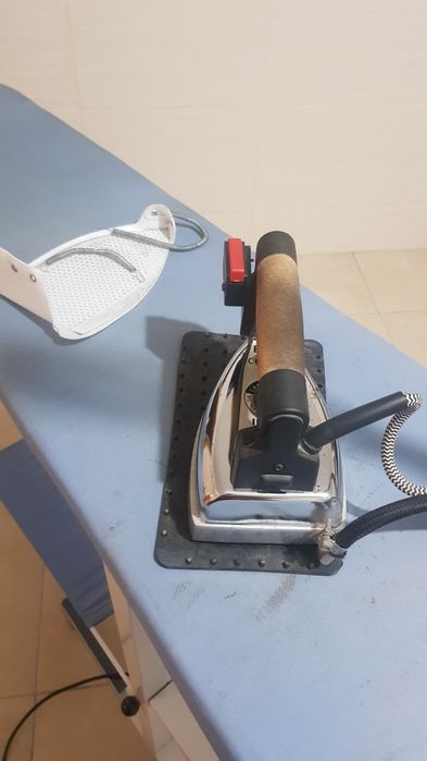 Ferro de Engomar de caldeira COMEL profissional