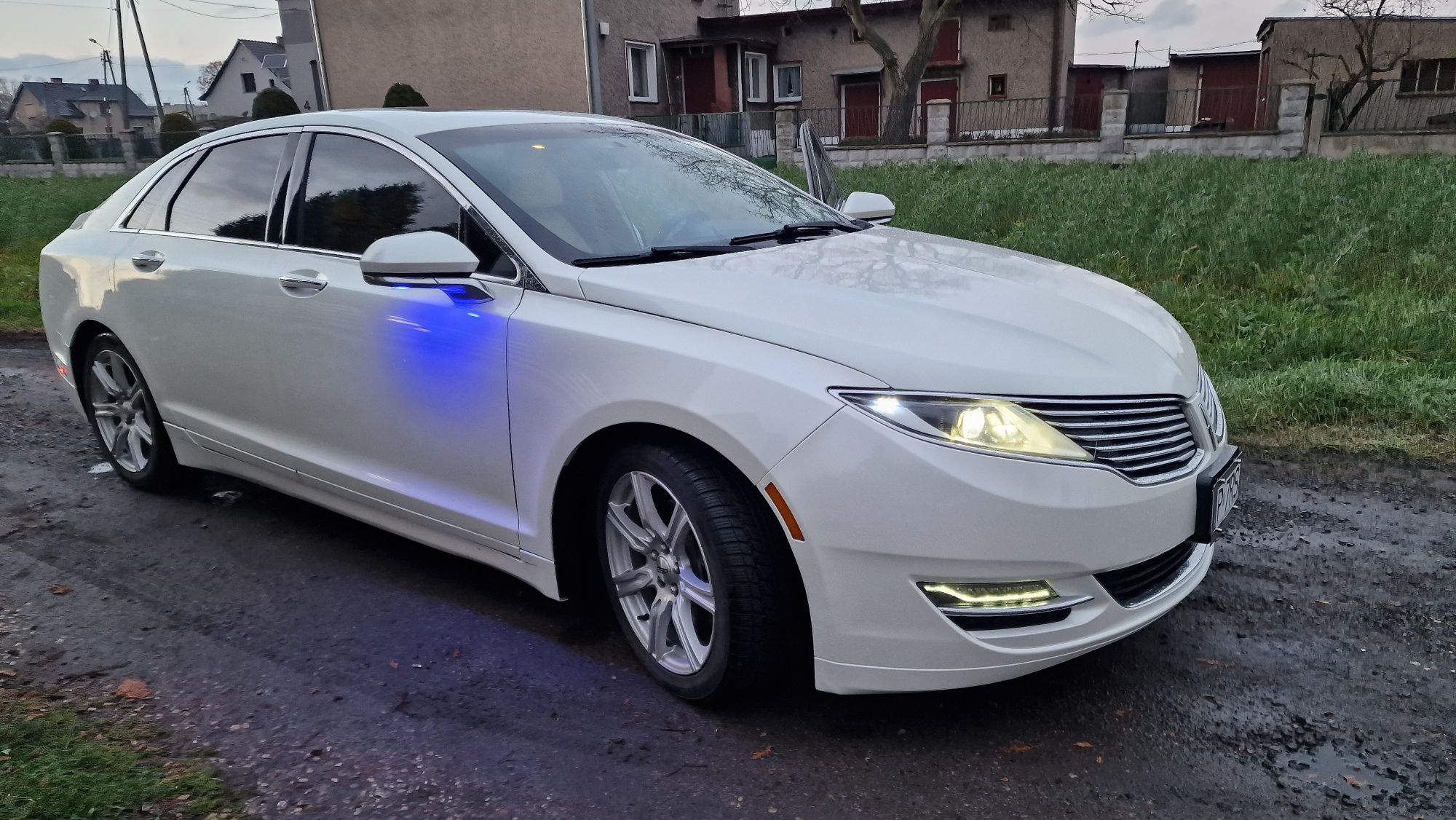 Lincoln MKZ 2.0 turbo 240 KM 4X4