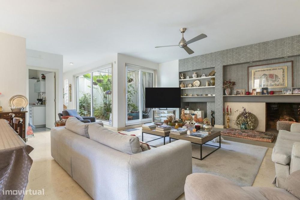 Moradia T6 com jardim, Lapa, Lisboa