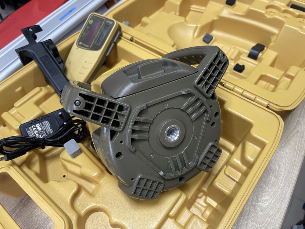 Topcon RL-H5A / ротаційний лазерний рівень Топкон