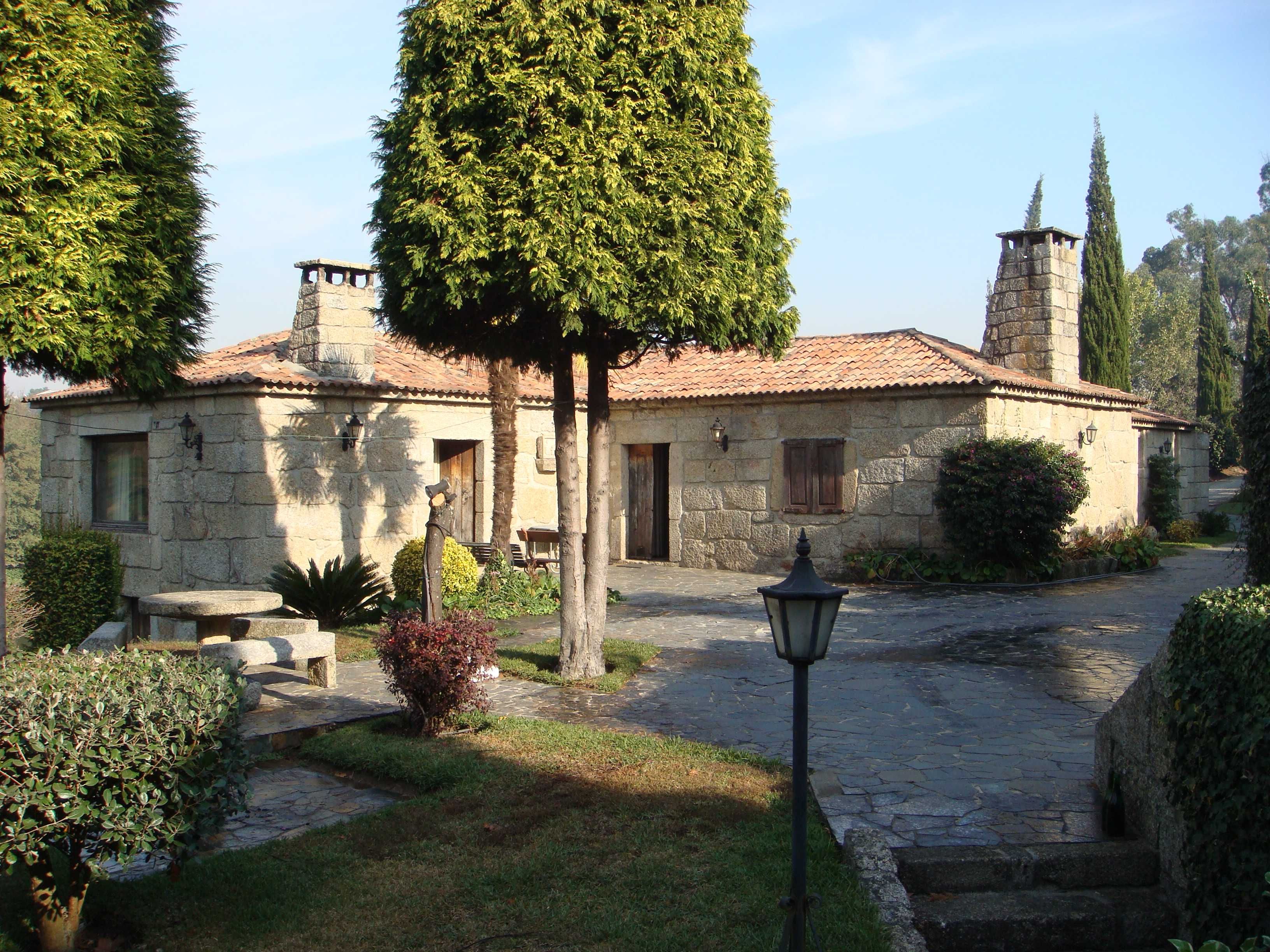 Propriedade junto ao rio Cávado em Barcelinhos, Barcelos