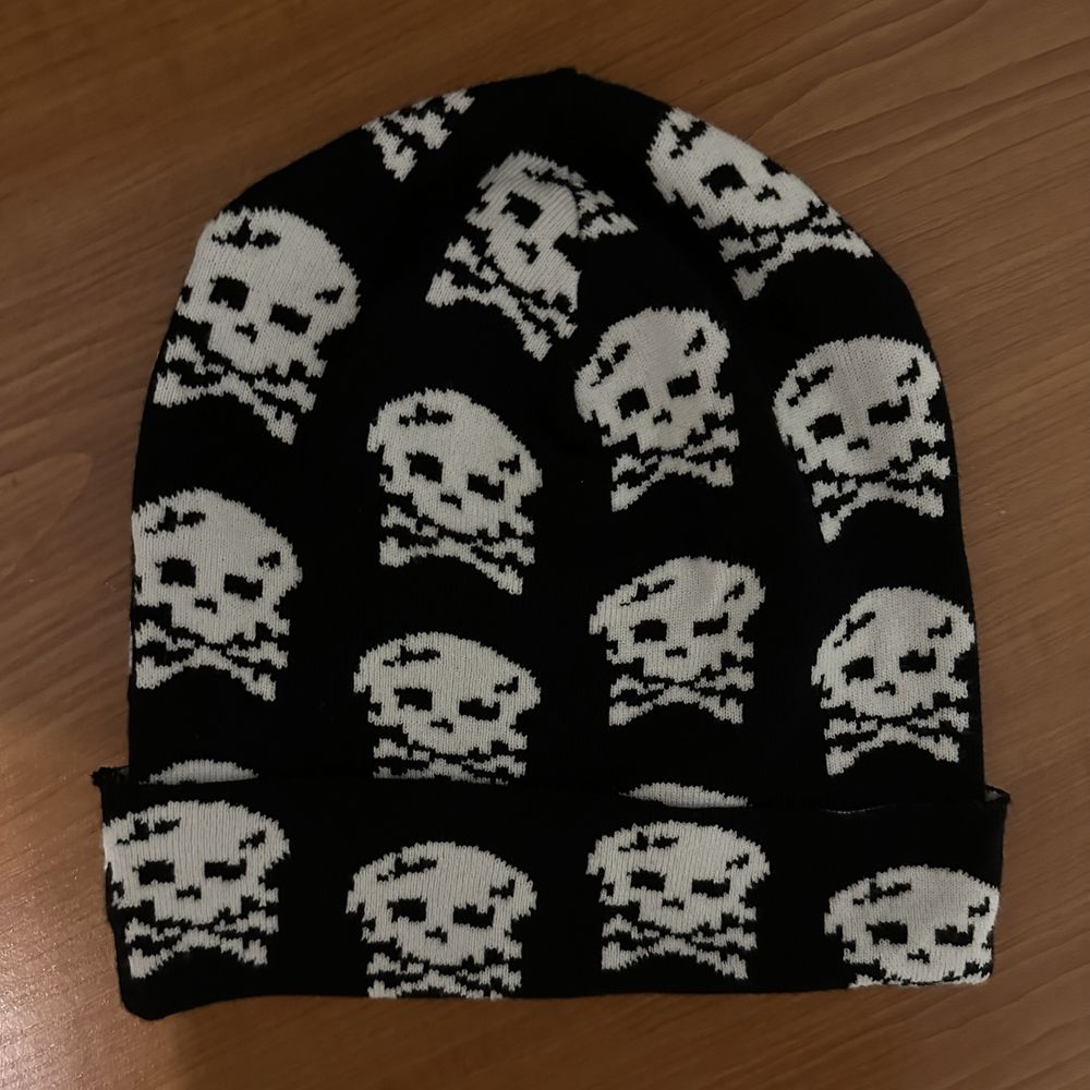 sk8 y2k skull hat шапка с черепами