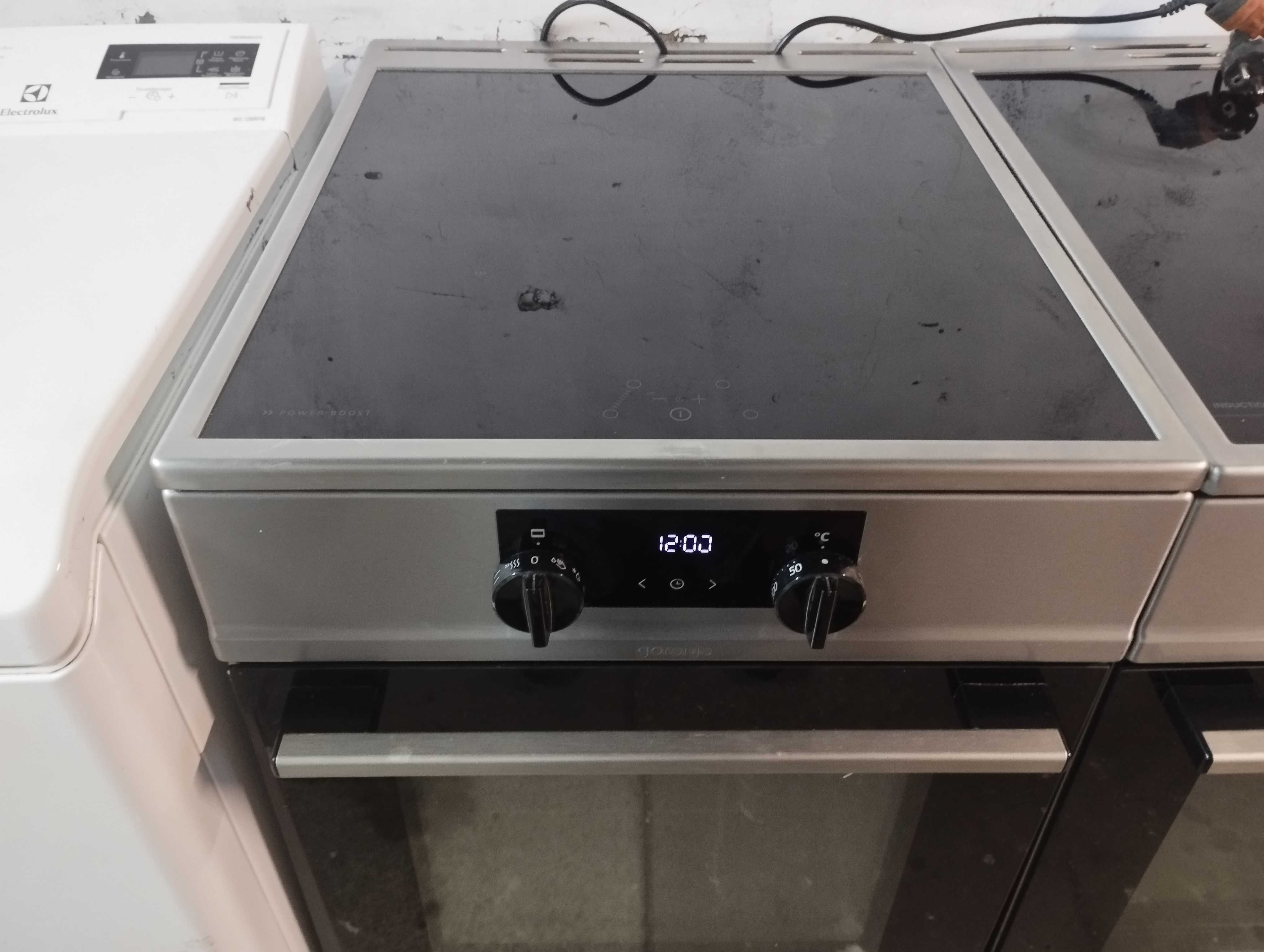 Kuchenka Indukcyjna GORENJE wolnostojąca Inox Srebrna Termoobieg .GW.