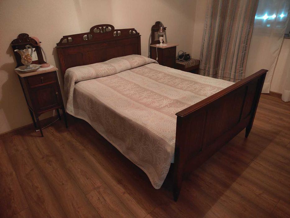 Quarto completo bem estimado