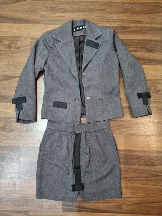 Шкільна сіра форма 32р ( 1клас) для тендітної дівчинки.