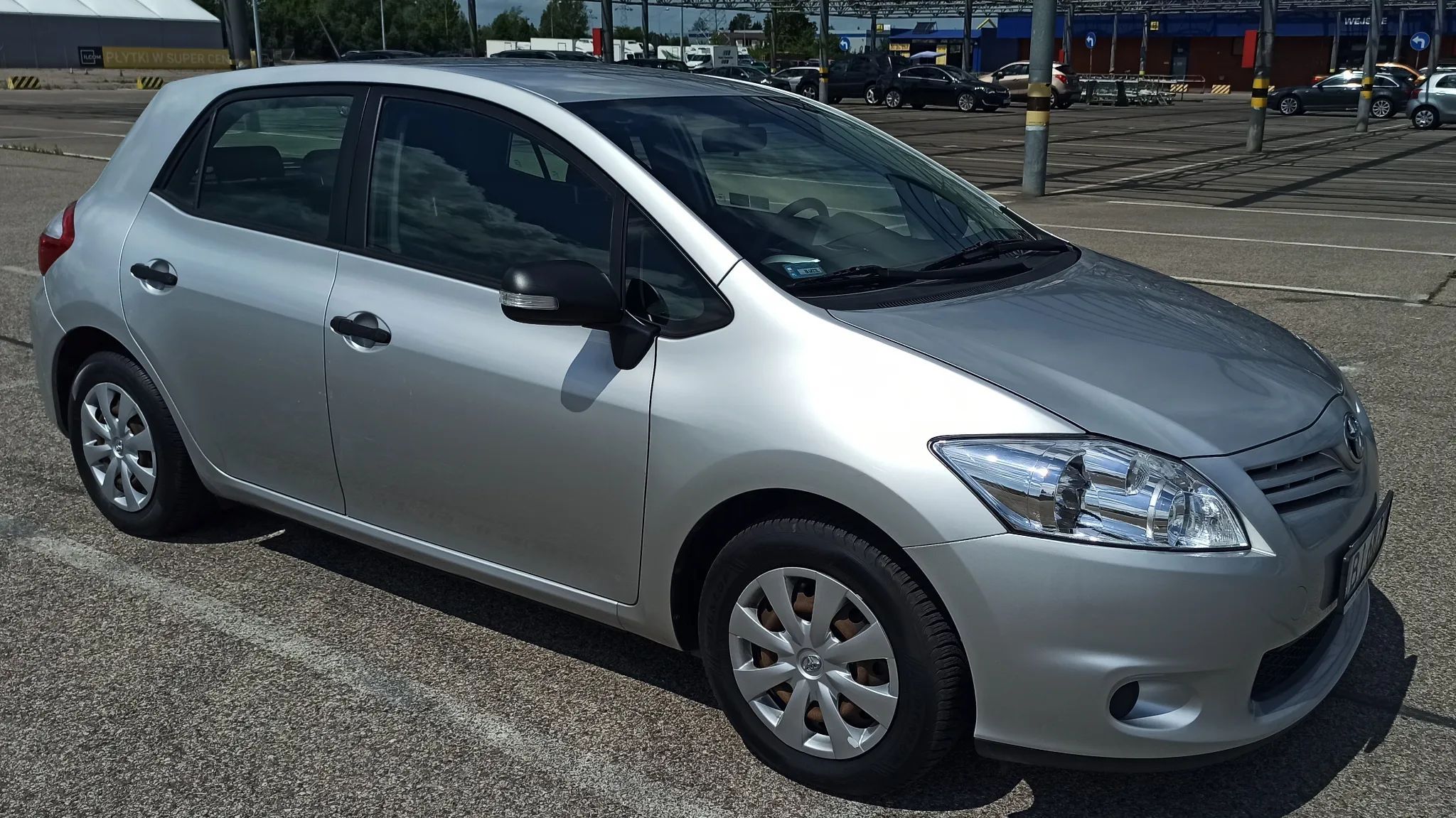 Toyota Auris Toyota Auris 1.33 VVT-i Terra