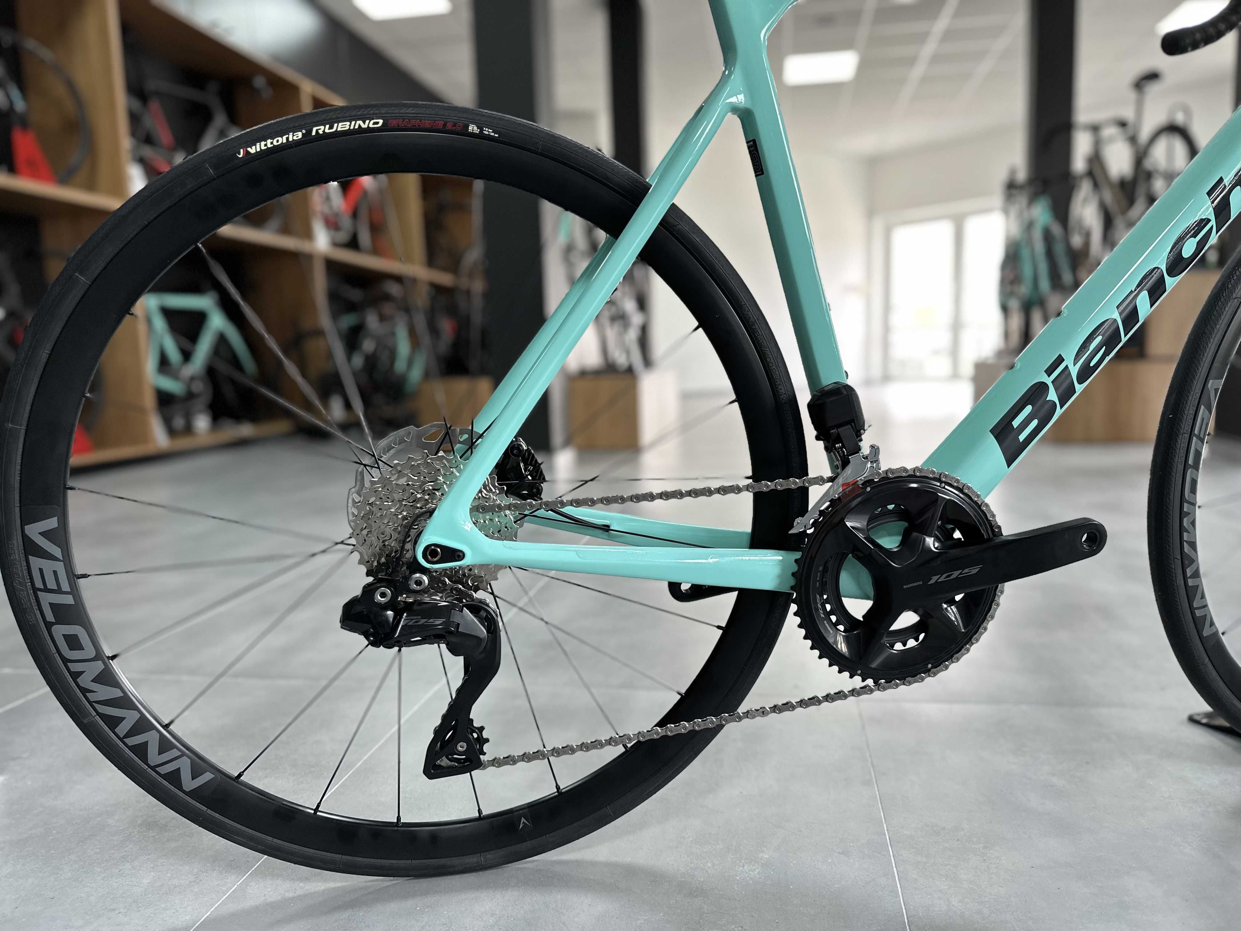 Rower szosowy Bianchi Sprint, rozmiary 50, 53, 57 cm