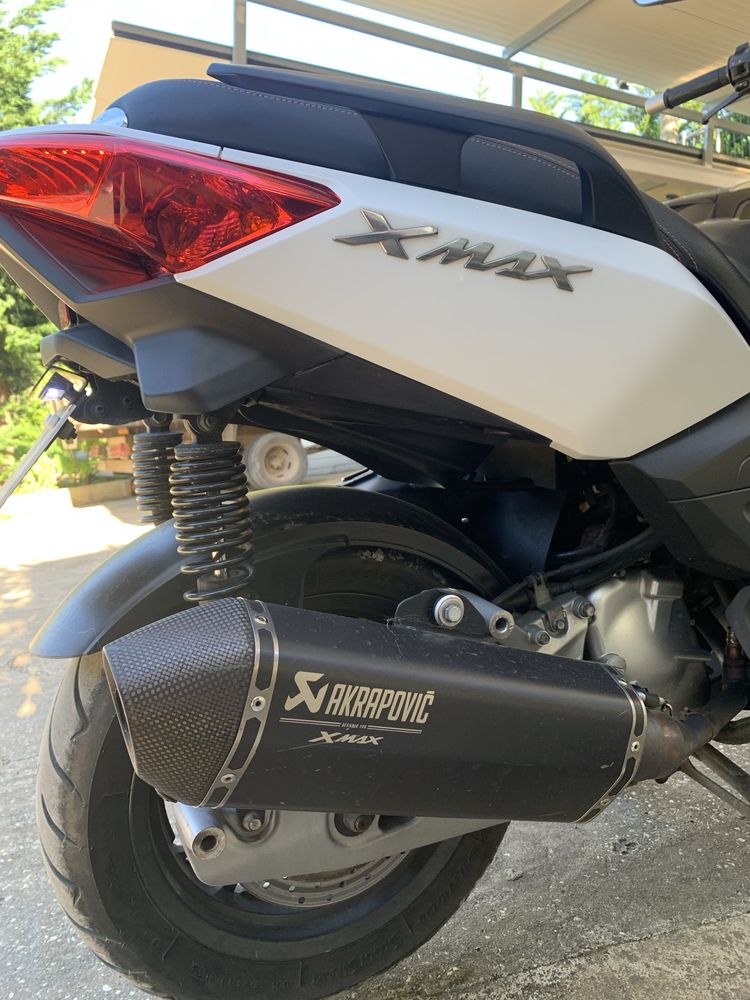 Yamaha X-max 125